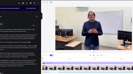 Capture d’écran de l’interface de HeyGen. À gauche la zone de saisie du script, à droite la zone de positionnement des différents éléments (audio, incrustations, etc.)